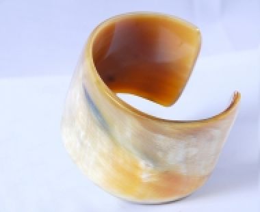 Vòng Tay Sừng Trâu 18